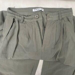 NONchalant Women's Khaki Trousers